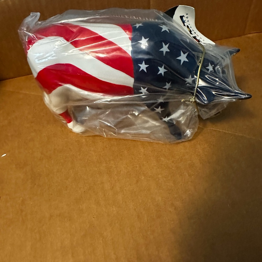 Patriotic American Flag cow Figurine🔴